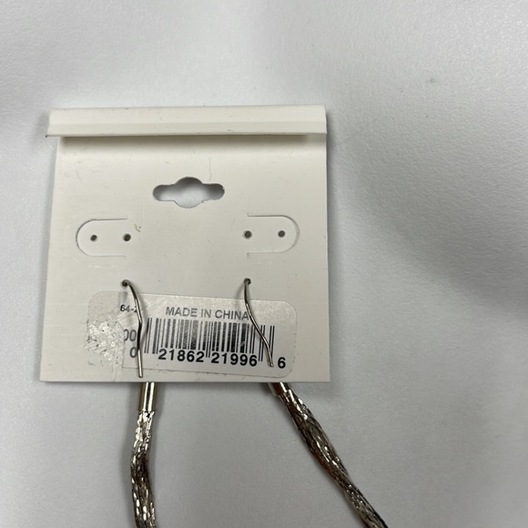 NWT Guess/Marciano Earrings, Silver color - Picture 4 of 4
